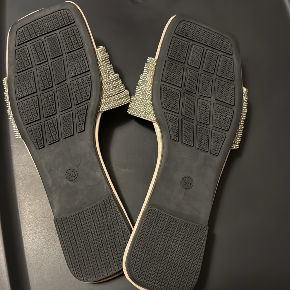 Cream and Silver Sparkly Slide Sandals, new - Picture 4 of 7